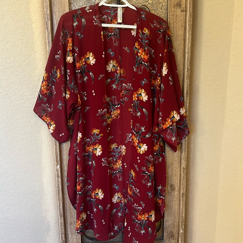 Giddy Up Glamour Burgandy Floral Duster